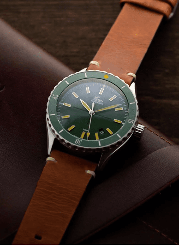 A Sealander Eza watch surrounded by water